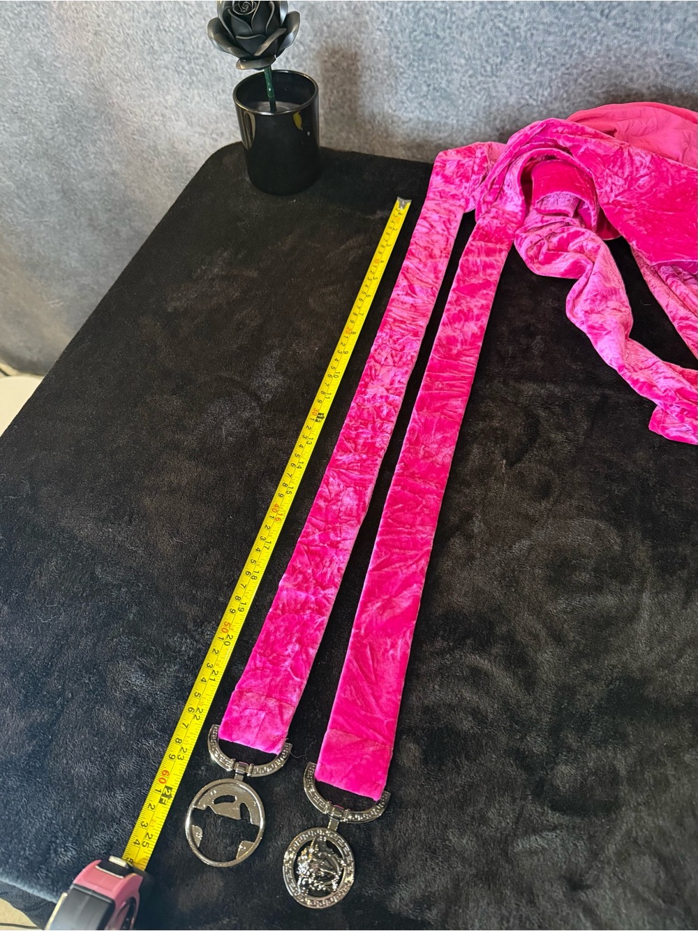 Versace Runway Pink Crushed Velvet Cropped Hoodie with Medusa Belt - Picture 8 of 11
